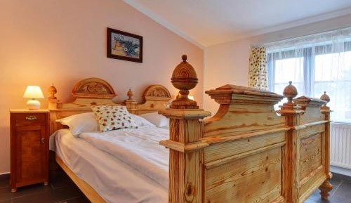 Deluxe Double Room with Shower