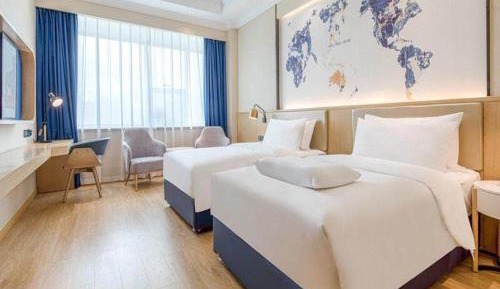 Light Twin Room