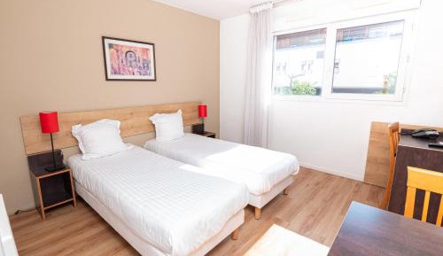 Studio twin beds
