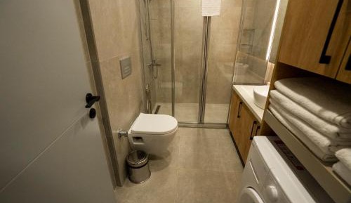 Superior One-Bedroom Apartment
