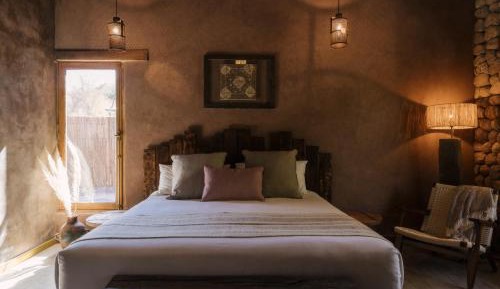 Deluxe Queen Suite