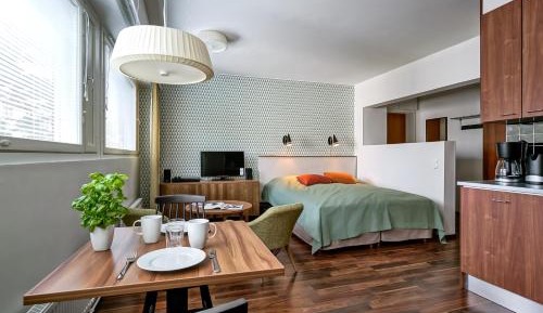 Studio (2 Adults)