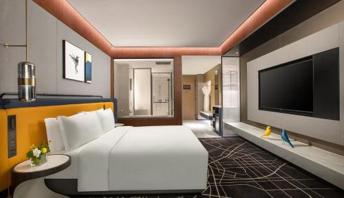 Standard King Room