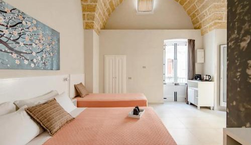 Economy Triple Room