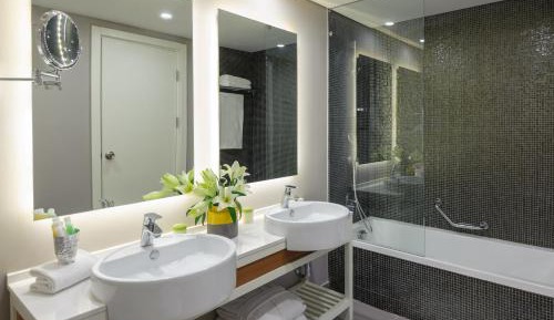 Junior Suite (2 Adults)