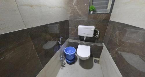 Economy Quadruple Room with Shared Bathroom