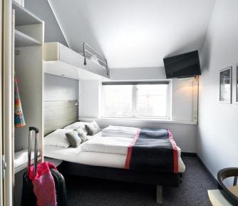 Commodore Family Room