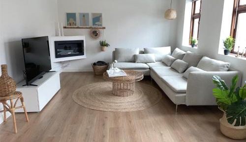 One-Bedroom House