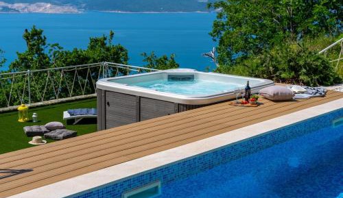 Villa with Sea View