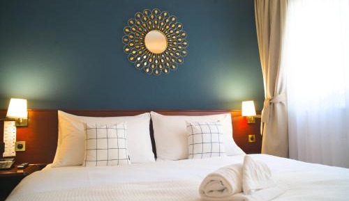 Standard King Room