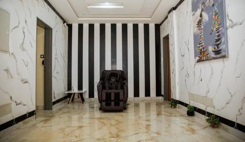 Queen Room with Spa Bath