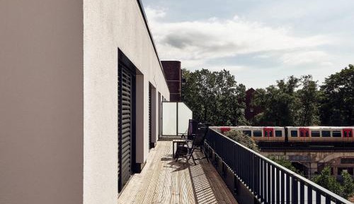Studio with Terrace