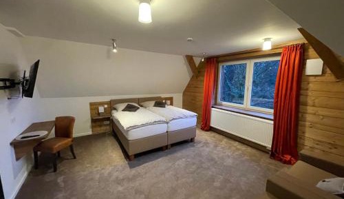 Double Room with Private Bathroom