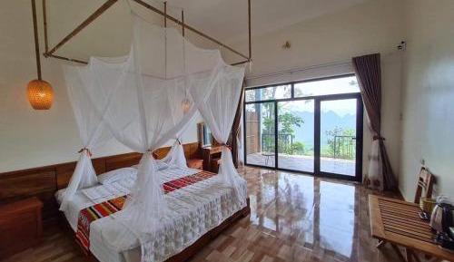 Double Room with Mountain View
