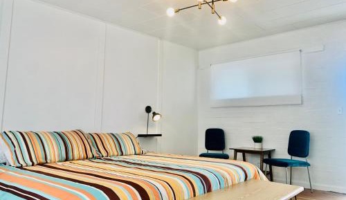 Deluxe King Suite