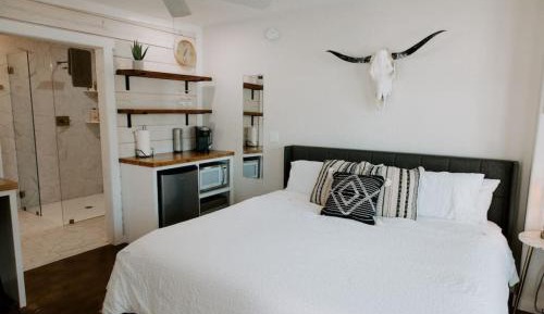 One-Bedroom Suite