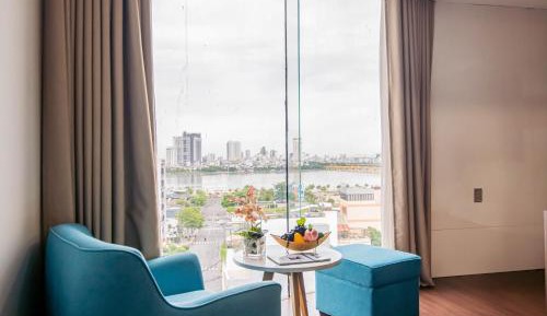 Deluxe Family Suite