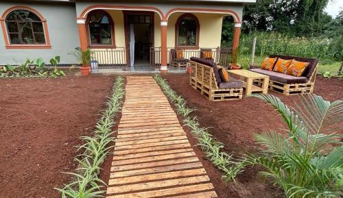 Single Room with Shared Shower and Toilet