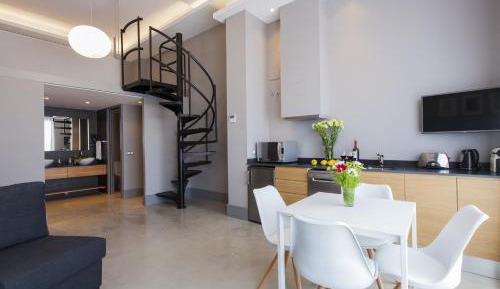 Superior Studio