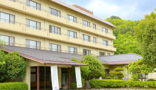 Standard Japanese-Style-Room with 10+4.5 Tatami mats - Shared Bathroom - Non-Smoking
