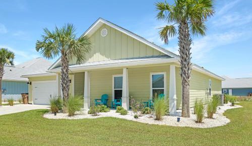 Four-Bedroom Holiday Home