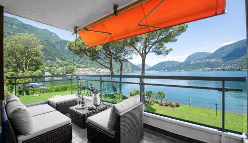 Apartment with Lake View
