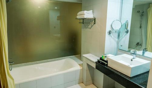 Deluxe Double Room with Bath