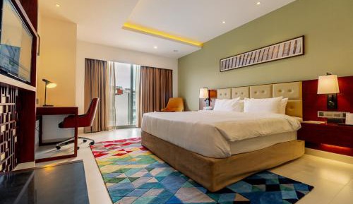 Deluxe King Room