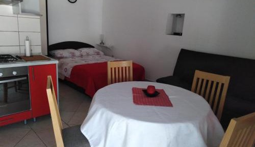 Studio Apartment with Sea View