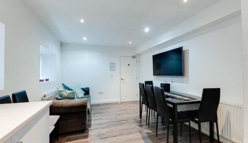 Apartment - Split Level