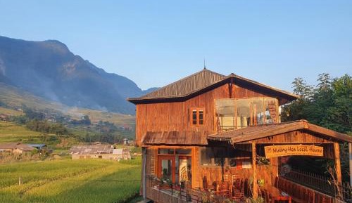 Quadruple Room with Mountain View