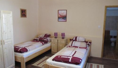 Quadruple Room with Private Bathroom