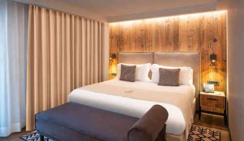 Double Room with Mountain View