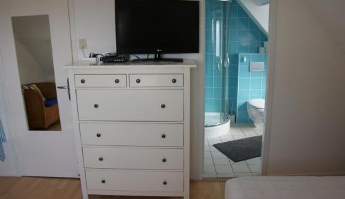Standard Twin Room with Sea View