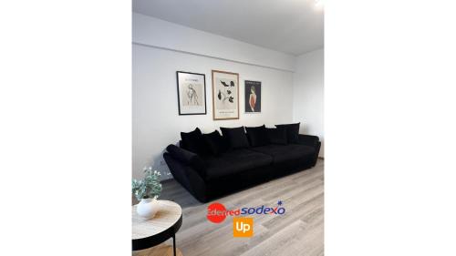 King Studio with Sofa Bed