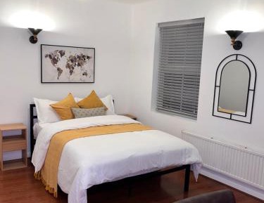 Double Room with Shared Bathroom