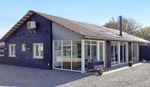 Four-Bedroom Holiday Home