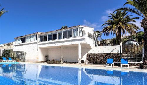 One-Bedroom Villa