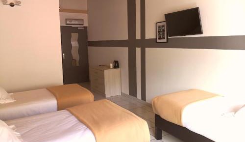 Triple Room with Mountain View
