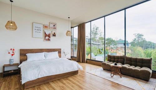 Deluxe Double Room with Bath