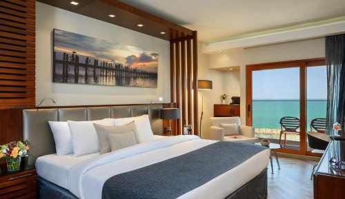 Royal Executive Room with Full Sea View