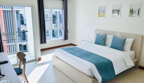 Deluxe Queen Room