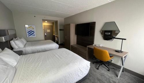 Standard Room with Two Queen Beds