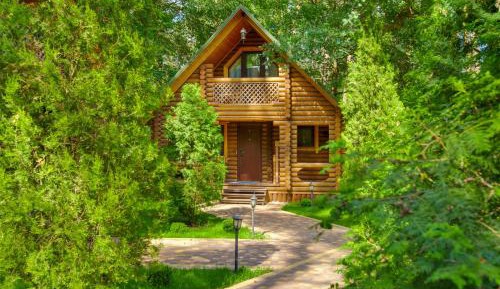 Superior Cottage