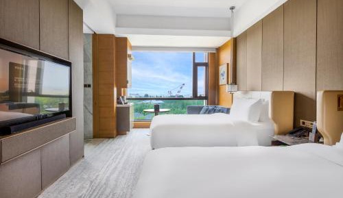 Twin Classic River View