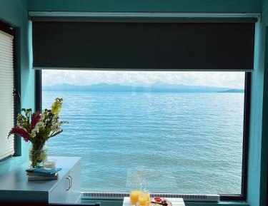 Suite with Lake View