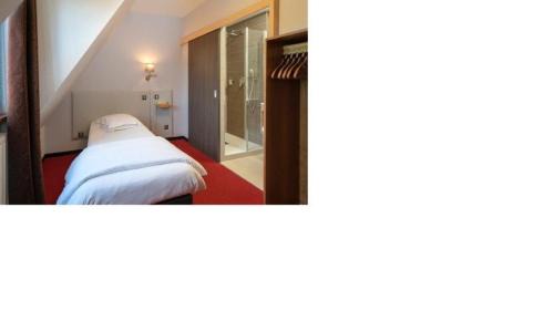 Standard Single Room with Shower