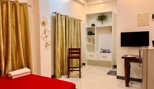 Double Room with Private Bathroom
