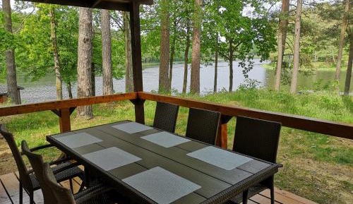 Apartment with Lake View