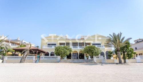 Villa - Beach Front